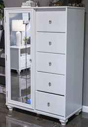 Kozlani Dressing Chest