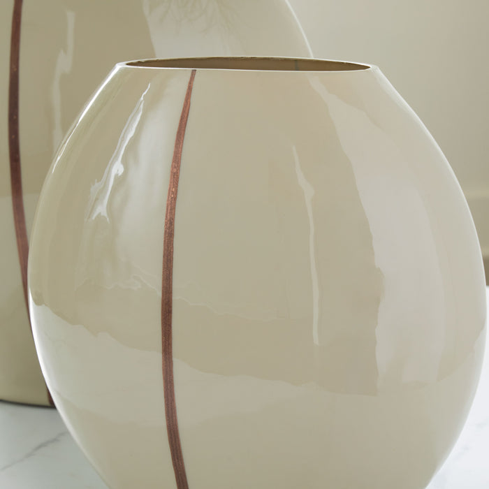 Sheabourne - Vase