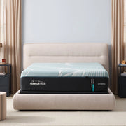 Tempur-Pedic LuxeAdapt Medium Hybrid Mattress