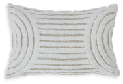 Farissen Pillow