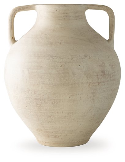 Justy Vase
