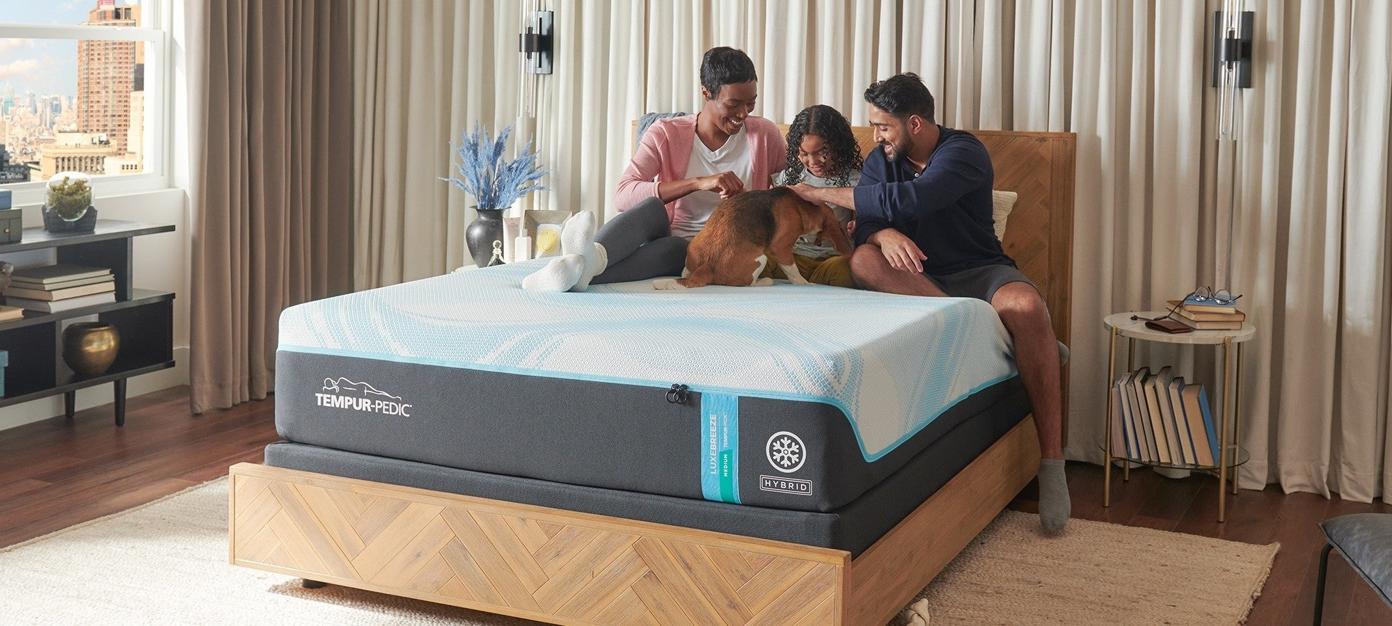Tempur-Pedic LuxeBreeze Medium Hybrid Mattress