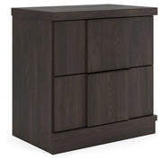 Shaehartin Nightstand